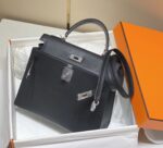 高仿網站Hermes愛馬仕新款黑色銀扣Epsom Kelly手提包25-28cm