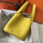 高仿網站Hermes愛馬仕新款菜籃子琥珀黃picotin lock水桶包22cm