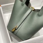 原單頂級Hermes愛馬仕新款菜籃子杏仁綠金扣picotin lock水桶包22cm