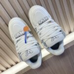 高仿莆田鞋LV路易威登新款經典滑板鞋情侶款厚底鞋麵包鞋運動鞋
