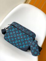 原單LV路易威登M46604藍色Monogram壓紋郵差包斜挎包
