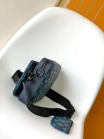 原單LV路易威登M46604藍色Monogram壓紋郵差包斜挎包