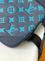 原單LV路易威登M46604藍色Monogram壓紋郵差包斜挎包