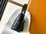 原單LV路易威登M25143本款CarryAll Dark中號手袋