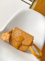 原單LV路易威登原單M12694 MONTSOURIS郵差包
