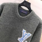 复制 高仿服飾LV路易威登2024FW秋冬新款Ski滑雪系列鉤花圓領針織毛衣男女同款
