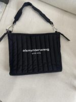 頂級亞歷山大·王Alexander Wang新款電腦包黑色經典字母設計