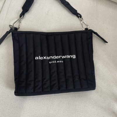 頂級亞歷山大·王Alexander Wang新款電腦包黑色經典字母設計