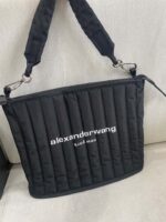 頂級亞歷山大·王Alexander Wang新款電腦包黑色經典字母設計