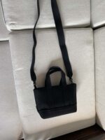 頂級亞歷山大·王Alexander Wang新款托特包羅紋針織簡約購物袋百搭單肩包小號