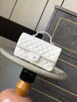 高仿網站Chanel香奈兒奶白色小號口蓋包手提包