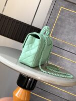 高仿精品Chanel香奈兒淺綠色羊皮小號口蓋包鏈條包