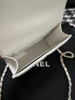 高仿精品Chanel香奈兒白色kelly手柄手提包