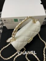 高仿精品Chanel香奈兒白色kelly手柄手提包