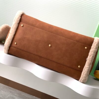 原單Chanel香奈兒新款走秀款棕色毛沙灘包A66941