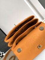 原單Chanel香奈兒新款採用進口羊皮橘紅色口蓋包