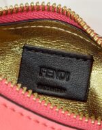 原單Fendigraphy迷你月牙包粉色80056S
