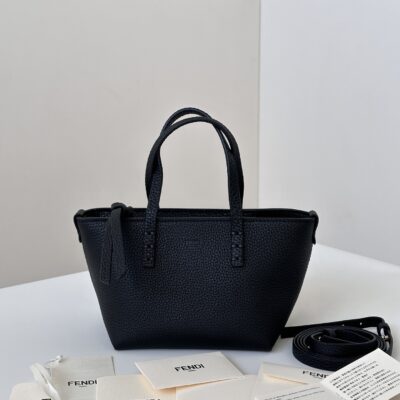 高仿網站FEND芬迪新品黑色mini Roll托特包8655C