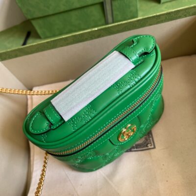 高仿GUCCI古驰723770綠色女款輕量化妝包