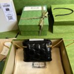一比一GUCCI古驰723770黑色女款化妝包