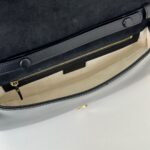 頂級GUCCI古驰814952黑色色漆皮斜挎包