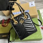 高仿大牌GUCCI古驰雙G黑色696123風琴包