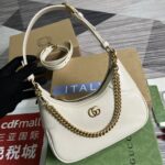 高品質GUCCI古驰雙女款象牙白731817腋下包肩包