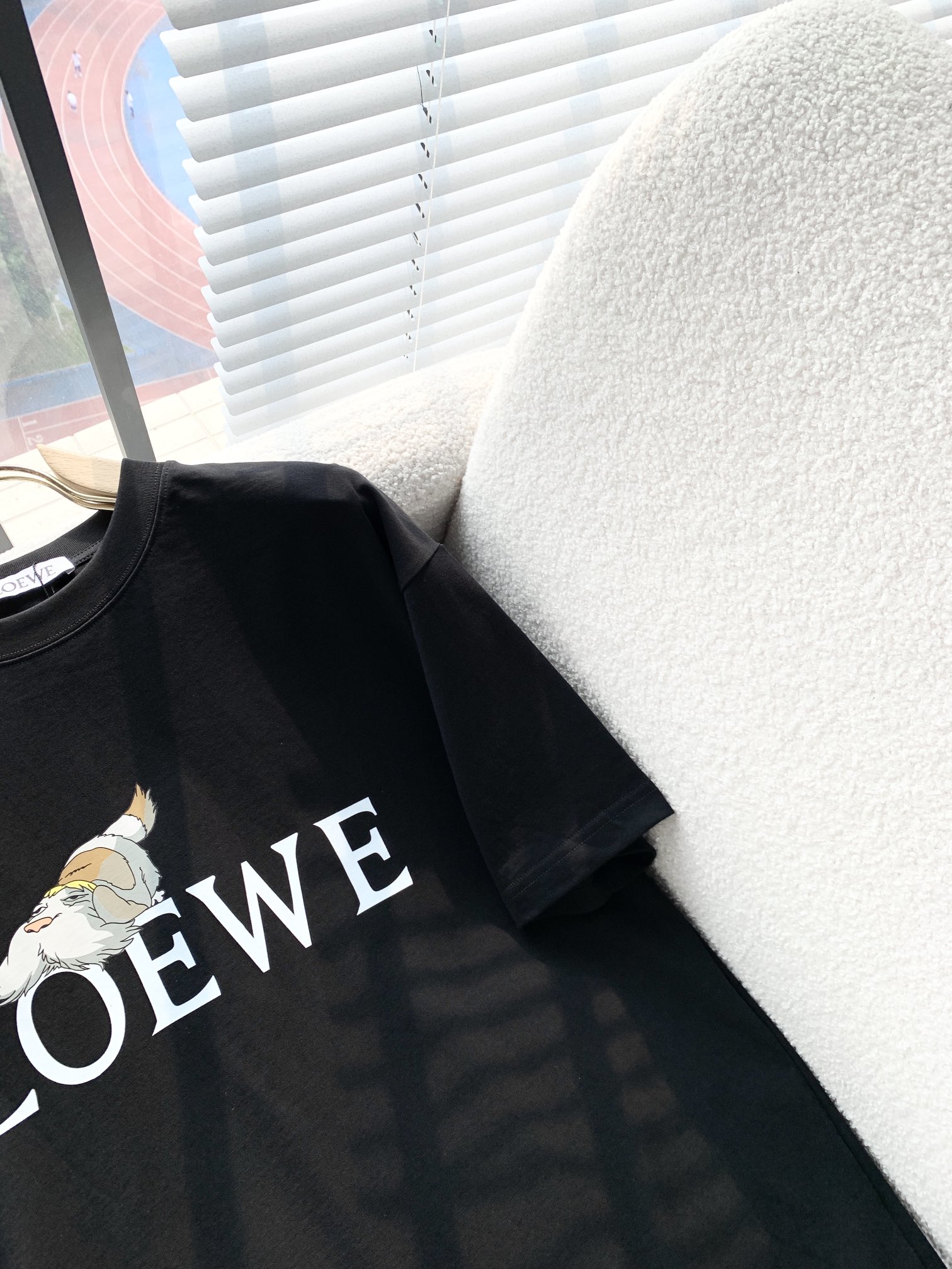 高品質Loewe羅意威春夏黑色男女同款短袖T恤