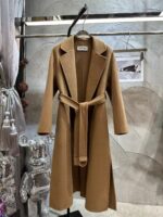 高仿精品Loewe羅意威新款卡其色雙面羊絨長款大衣10%羊絨90%羊毛