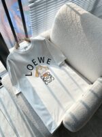 高仿Loewe羅意威新款白色进口数码印花短袖T恤