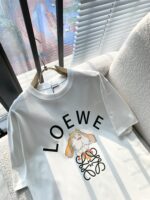 高仿Loewe羅意威新款白色进口数码印花短袖T恤