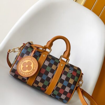 原單LV路易威登新款M00148Keepall 25手袋枕頭包