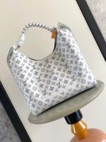 頂級LV路易威登M53188進口顆粒Taurillon小牛皮挎包