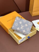 高仿LV路易威登M83603Portefeuil Lisa短夾 錢包
