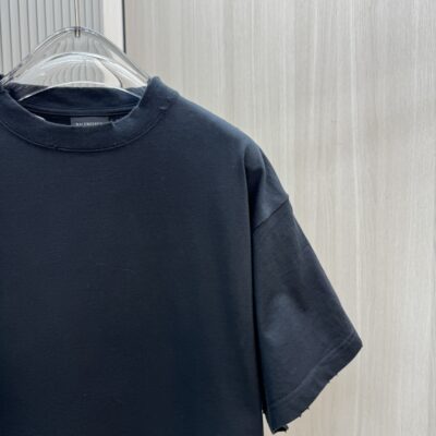 原單Balenciaga巴黎世家新款黑色刀割破壞背後字母圓領T