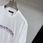 原單Balenciaga巴黎世家新款胸前精緻刺繡字母logo兩色衛衣