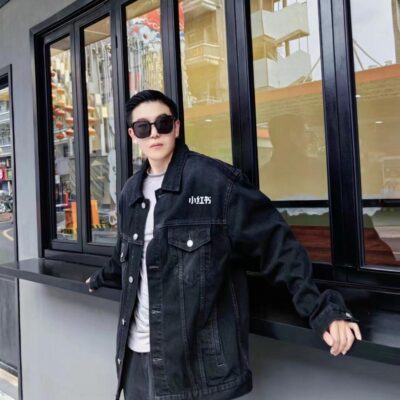 高仿Balenciaga巴黎世家新款高溫燙鑽字母黑色牛仔外套