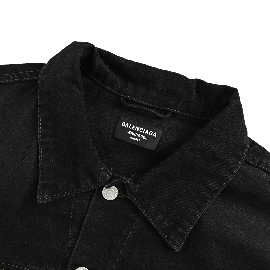 高仿Balenciaga巴黎世家新款高溫燙鑽字母黑色牛仔外套