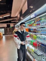 高仿Balenciaga巴黎世家新款3B紅白拼接連帽衝鋒衣夾克外套