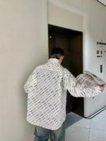 高仿Balenciaga巴黎世家新款滿幅英文字母長袖襯衫