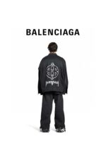 高仿Balenciaga巴黎世家新款後背雙B印花牛仔外套