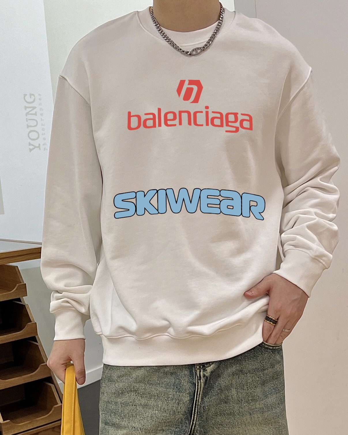 高仿Balenciaga巴黎世家爆款官網同步白色衛衣