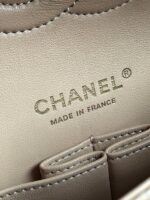 高仿網站chanel香奈兒新款CF杏色單肩包金扣AS1112