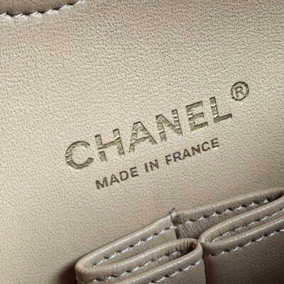 高仿網站chanel香奈兒新款CF杏色單肩包金扣AS1112