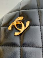 高仿精品chanel香奈兒新款黑色保齡球油蠟羊皮斜挎包AS5125