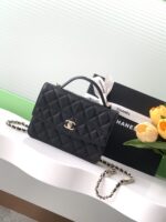高仿網站chanel香奈兒新款黑色金扣手提雙肩包