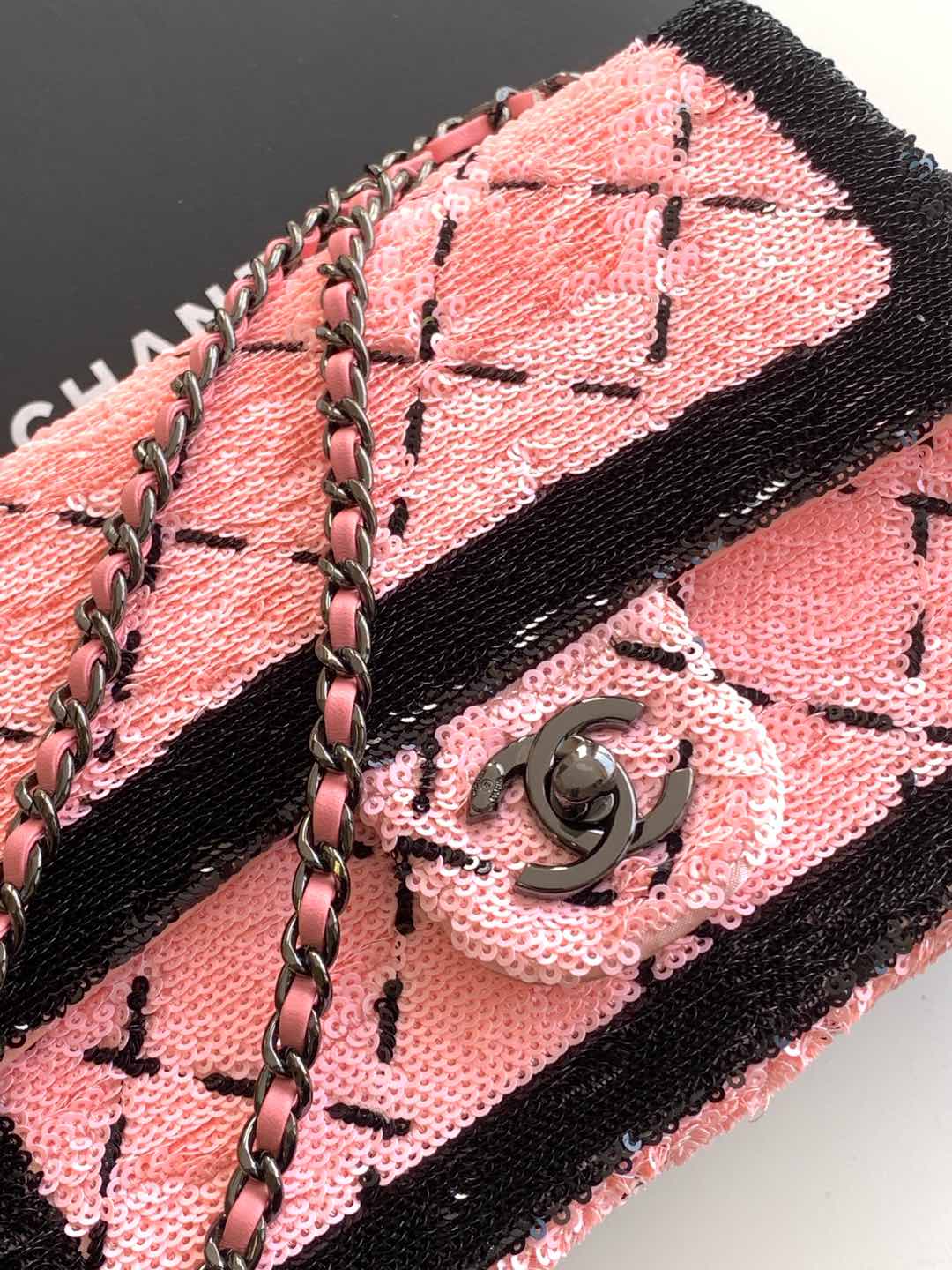 頂級chanel香奈兒新款白色珠光片小挎包AS4561