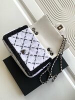 頂級chanel香奈兒新款白色珠光片小挎包AS4561