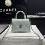 頂級Chanel香奈兒淺藍色mini coco handle nano魚子醬皮紋女士手提袋單肩包