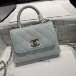 頂級Chanel香奈兒淺藍色mini coco handle nano魚子醬皮紋女士手提袋單肩包